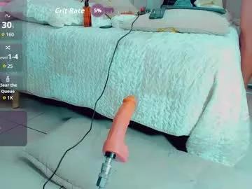 Emiilysaenzz from Chaturbate