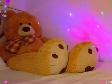 emma_clive on Chaturbate 