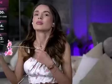 esmeainsley from Chaturbate