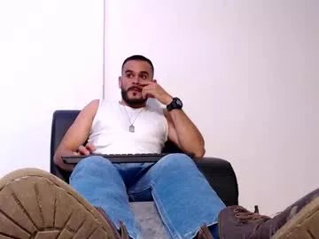 Freechat esteban_fer on Chaturbate