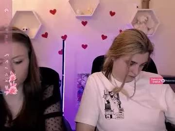 Try girls webcam shows. Sweet cute Free Performers.