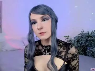 frankiexhere from Chaturbate is Freechat
