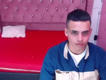 glenn_dograu from Chaturbate is Freechat