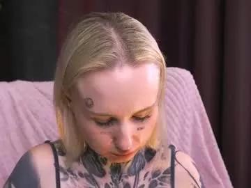 goddes_calzedonia from Chaturbate