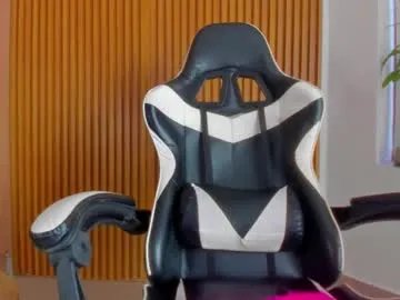 Freechat hall_anahiis on Chaturbate