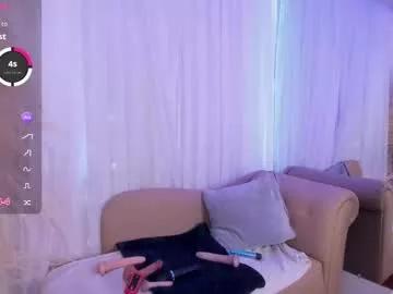 Try girls webcam shows. Sweet cute Free Performers.