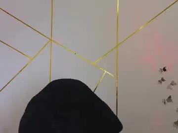 Hollyxx_ from Chaturbate