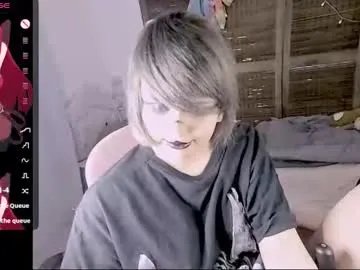 Freechat honeyapplealaska on Chaturbate