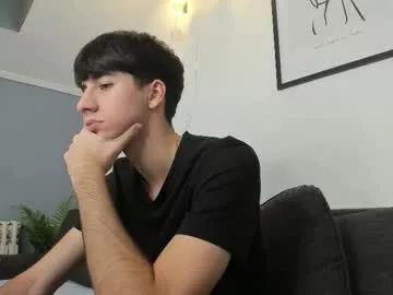 Hotflirtyfella from Chaturbate