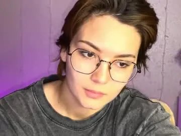 Freechat iceeheart on Chaturbate