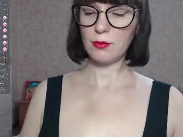 Irenlarasani from Chaturbate