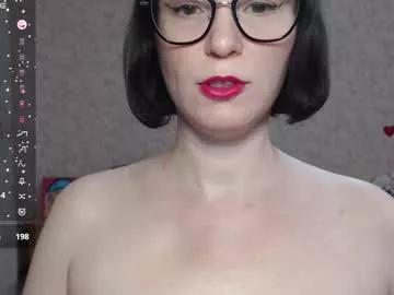 Irenlarasani from Chaturbate