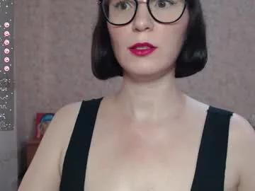 Irenlarasani from Chaturbate