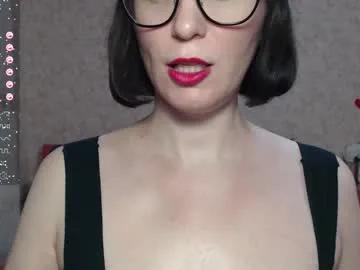 Irenlarasani from Chaturbate