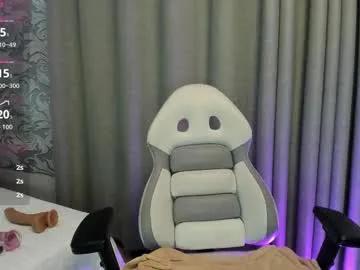 Isis_loraine_ from Chaturbate