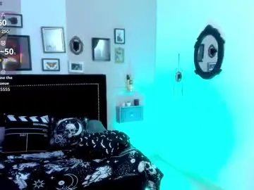 Freechat isisraichuu on Chaturbate