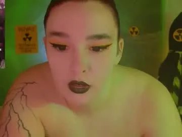 Freechat iwi_wi_wi on Chaturbate