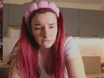 Freechat iwi_wi_wi on Chaturbate