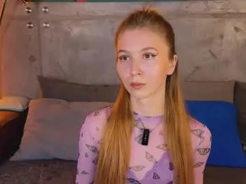 izi_fox from Chaturbate