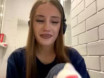 Try girls webcam shows. Sweet cute Free Performers.