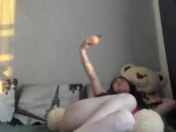 Try girls webcam shows. Sweet cute Free Performers.