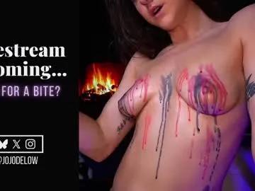 Jojodelow from Chaturbate