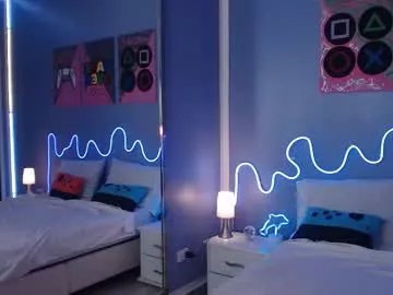 Freechat julieta_de_los_angeles on Chaturbate