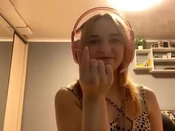 Try girls webcam shows. Sweet cute Free Performers.