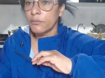 Freechat kattleyagray on Chaturbate