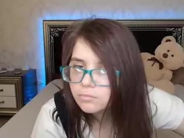 Try girls webcam shows. Sweet cute Free Performers.