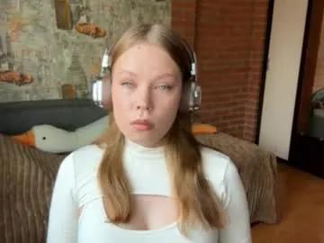 Try girls webcam shows. Sweet cute Free Performers.
