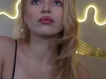 kelly_peachpiee from Chaturbate is Freechat
