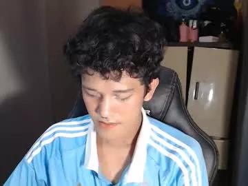 Ken_bigcockxx from Chaturbate