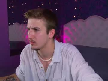 kiskakurt from Chaturbate