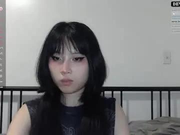 Kitty_krush from Chaturbate
