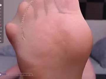 l1ly_paw from Chaturbate