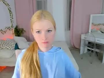 laly_peach from Chaturbate is Freechat