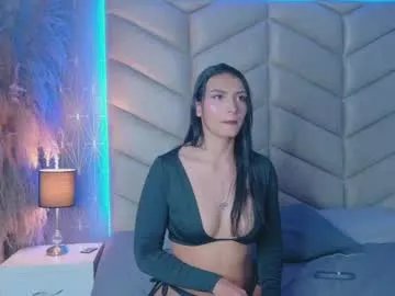 Freechat layadoll on Chaturbate