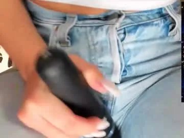 Freechat lily_dallass on Chaturbate