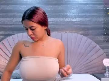 linabraga from Chaturbate is Freechat