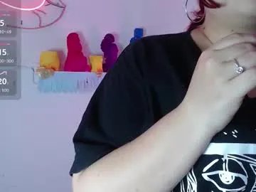 Freechat littlee_red on Chaturbate