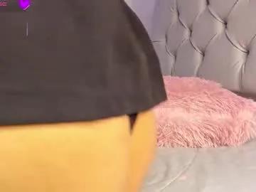 Try girls webcam shows. Sweet cute Free Performers.