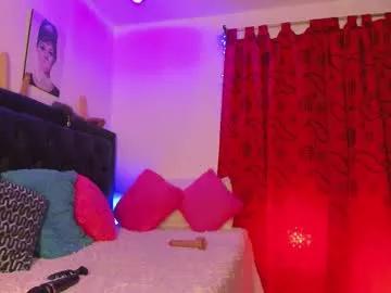 Try girls webcam shows. Sweet cute Free Performers.