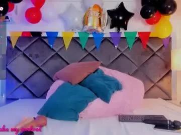 Try girls webcam shows. Sweet cute Free Performers.