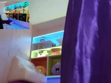 Try girls webcam shows. Sweet cute Free Performers.