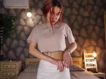 lynngroves from Chaturbate