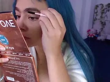 Freechat maddiiebrooks on Chaturbate