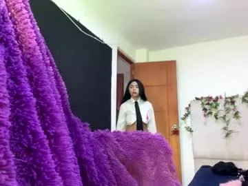 Freechat maddiiebrooks on Chaturbate