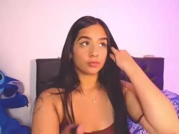 Freechat maeena on Chaturbate