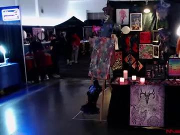 Maevemads from Chaturbate